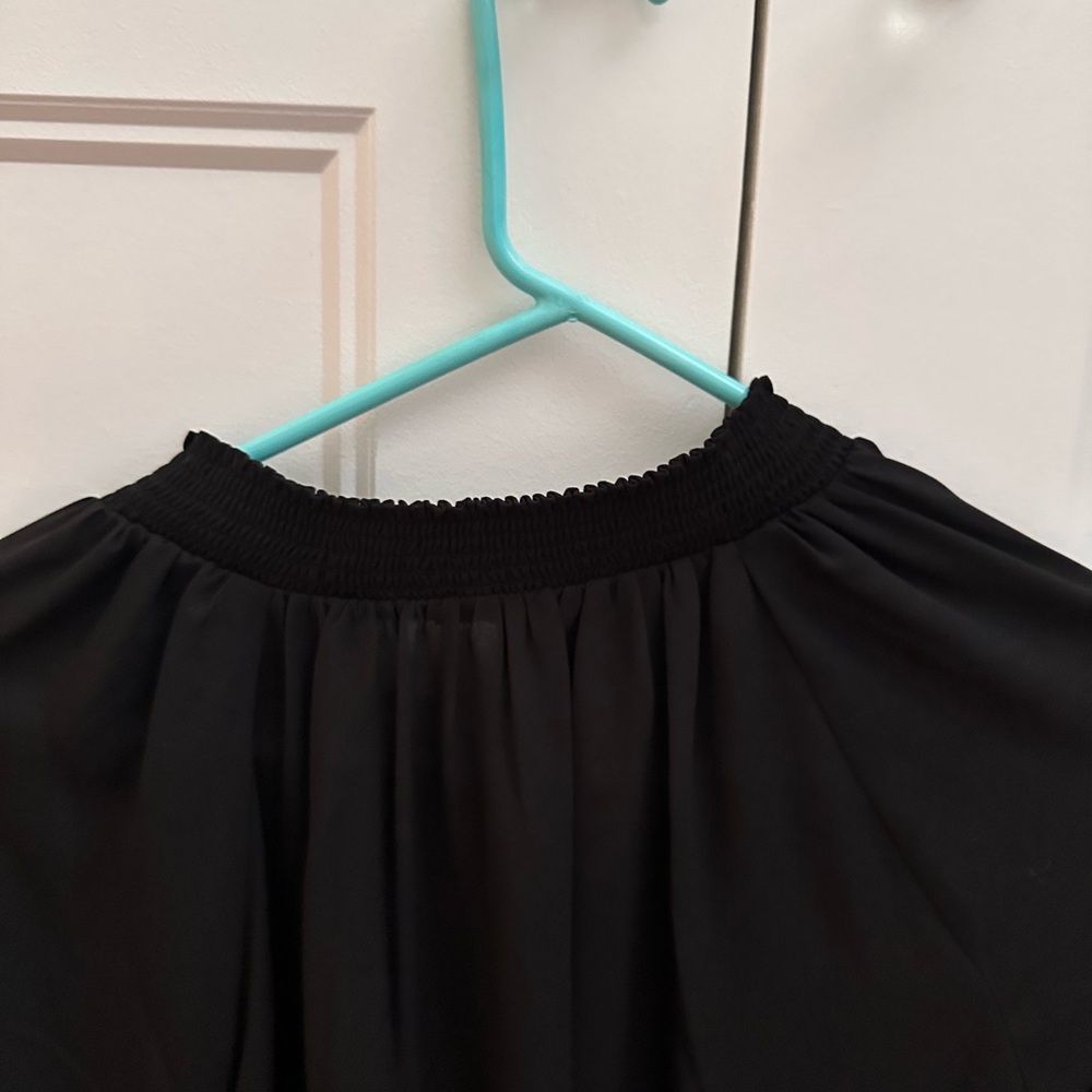 NYDJ Black Smocked Neck Tie-Front Tunic NWT - Picture 4 of 7